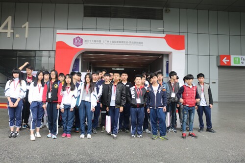 ���޻����չ